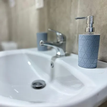 Apartamento Pazari I Ri: Cozy *